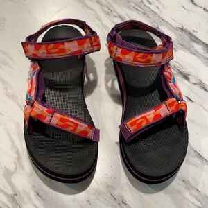 Teva Women's Midform Universal Sandal Hummingbird Gloxinia Hook Loop Size‎ 9